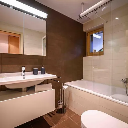 Bisi Apartment